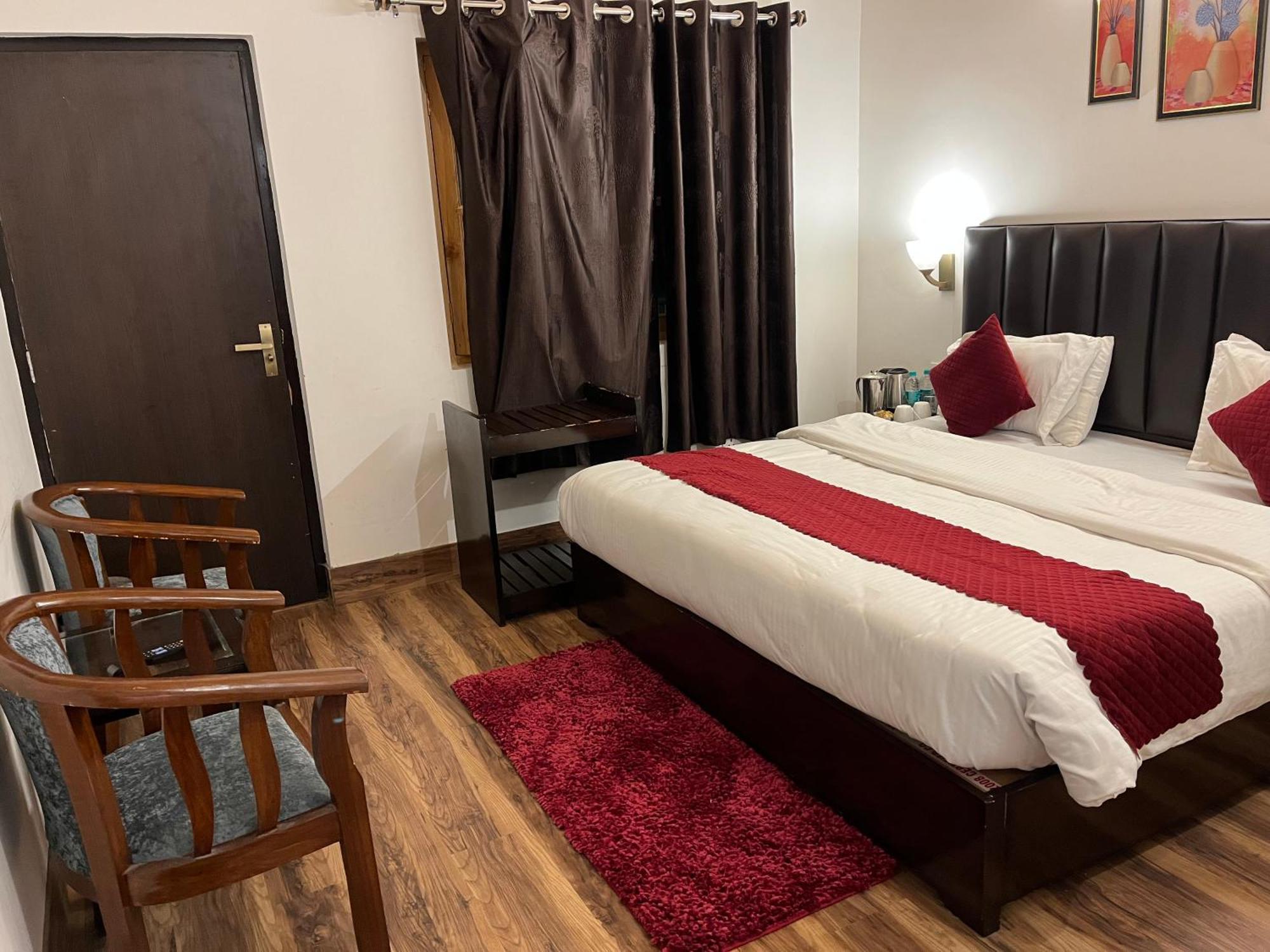 Cedar Woods Resort By Heyan Hotels Nainital Eksteriør billede