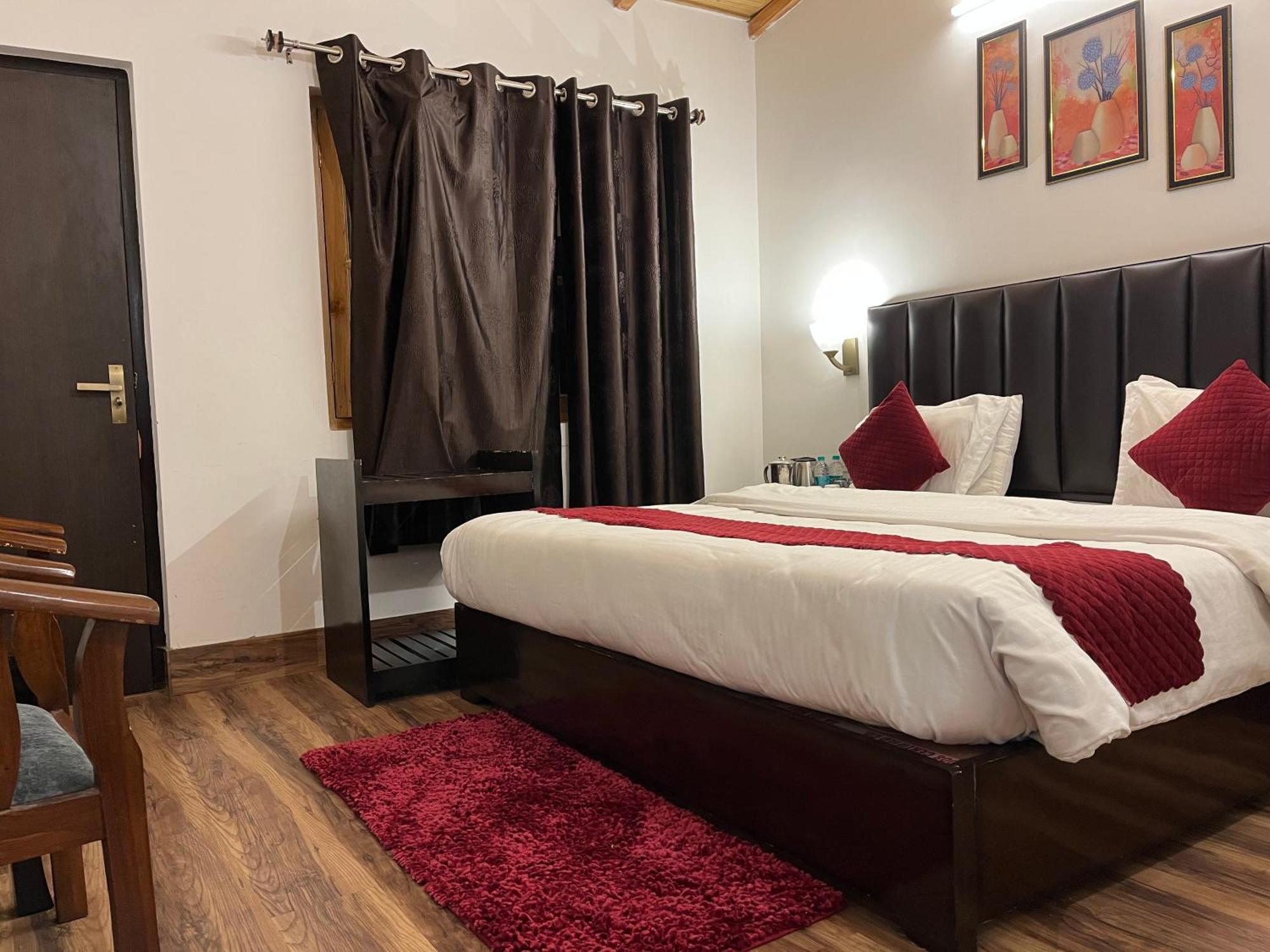 Cedar Woods Resort By Heyan Hotels Nainital Eksteriør billede