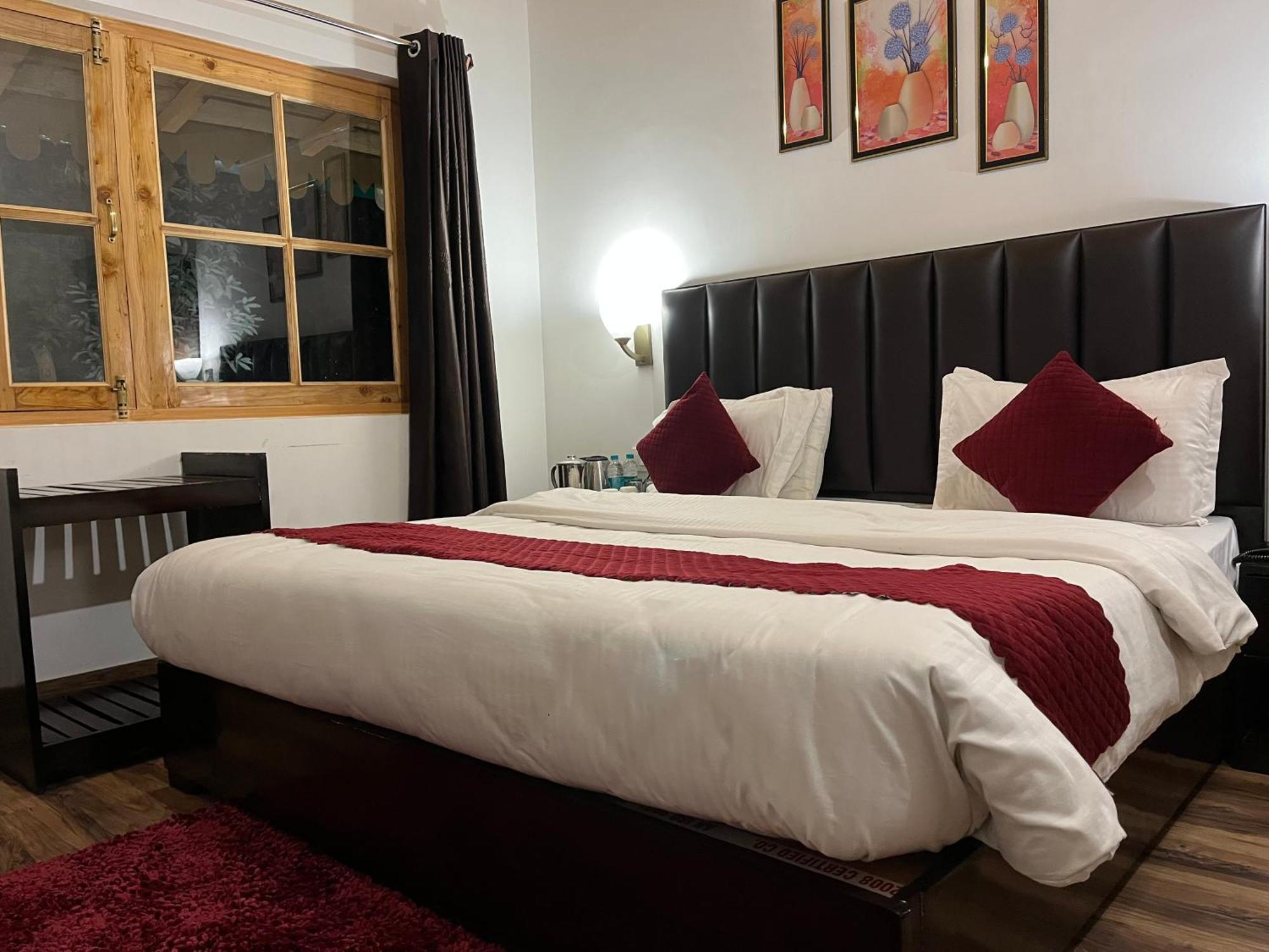 Cedar Woods Resort By Heyan Hotels Nainital Eksteriør billede