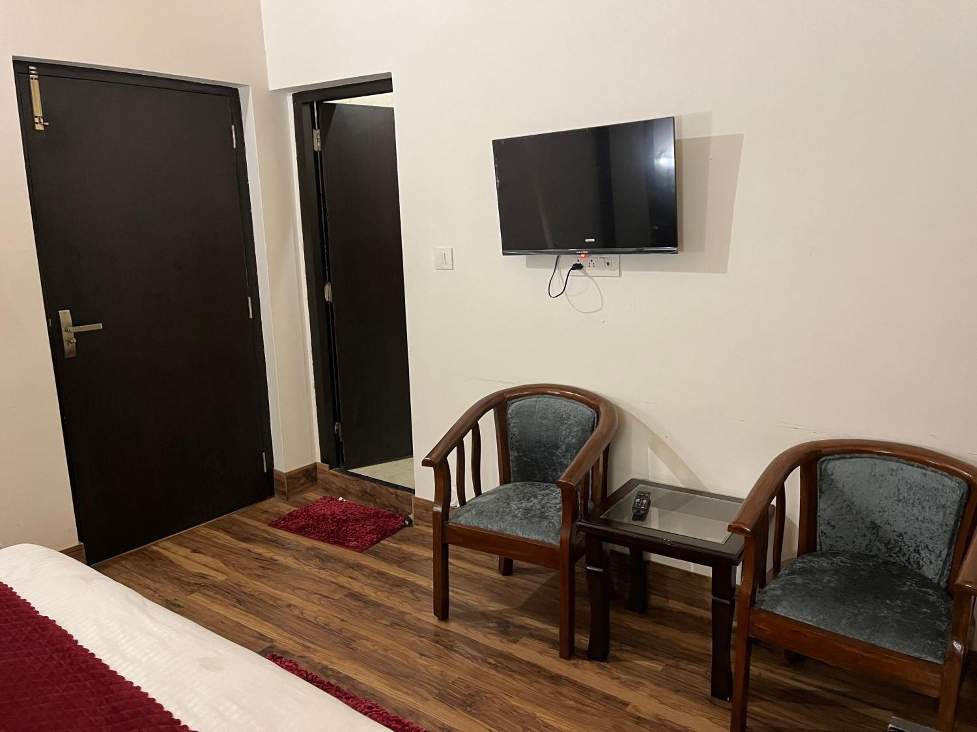 Cedar Woods Resort By Heyan Hotels Nainital Eksteriør billede